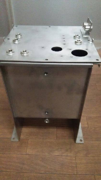例：機構部品